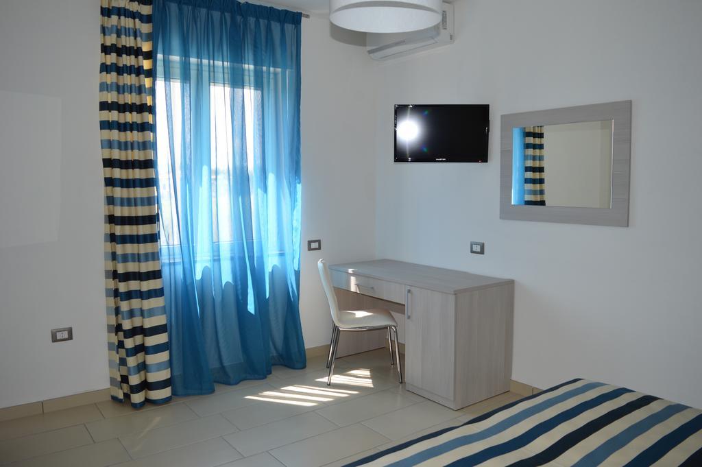Holiday Affittacamere Corigliano Calabro Quarto foto